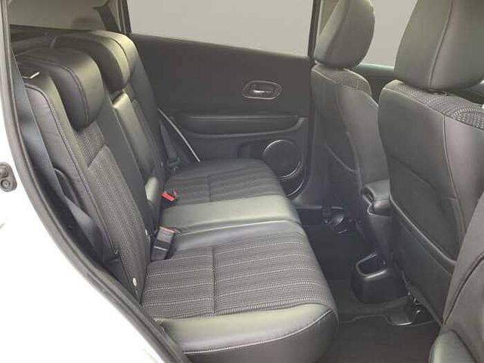 Honda HR-V 1.6DTEC Executive AHK NAVI KAMERA PANO M&S