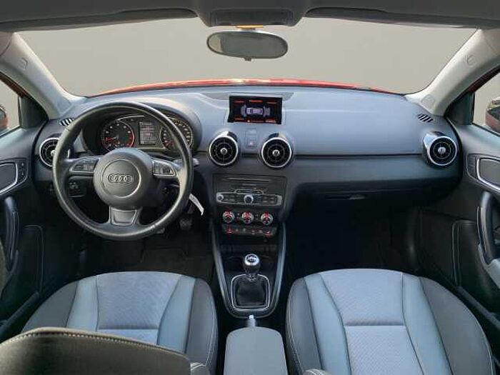 Audi A1 1.4 TSFI Sportback Sport 17-Zoll PDC Sitzheiz